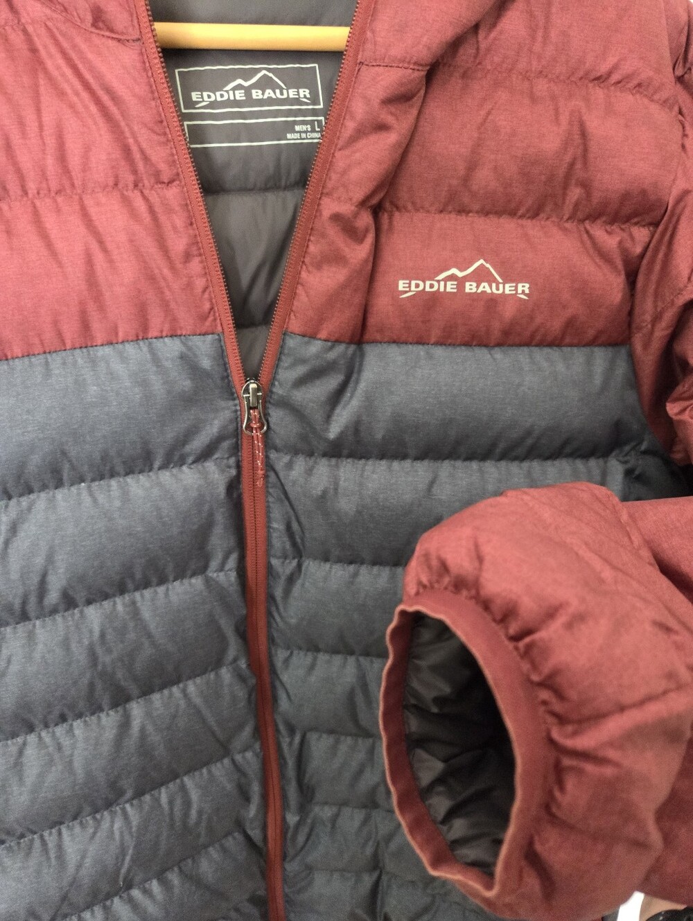 Eddie Bauer Puffer Jacket - Picture 3 of 10